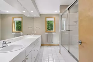 16458 Ringer Rd, Minnetonka, MN 55391 - Photo 40