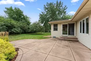 1096 Rome Ct, Apple Valley, MN 55124 - Photo 26