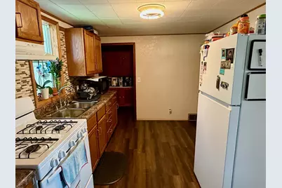 1215 Douglas Avenue, Worthington, MN 56187 - Photo 10