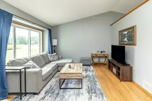 4334 Cooper Ave S, Saint Cloud, MN 56301 - Photo 2