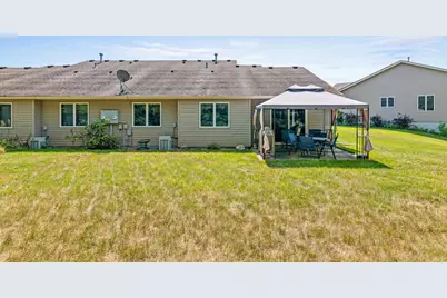 305 Wildwood Circle, Roberts, WI 54023 - Photo 28