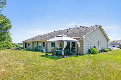 305 Wildwood Circle, Roberts, WI 54023 - Photo 24