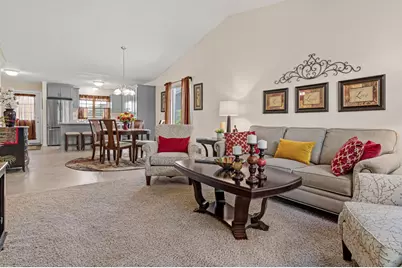 305 Wildwood Circle, Roberts, WI 54023 - Photo 14