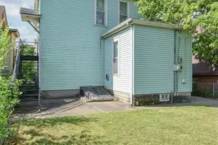 715 Margaret St, Saint Paul, MN 55106 - Photo 2