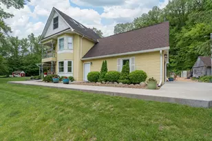 48194 Old River Bluff Rd, Saint Peter, MN 56082 - Photo 2