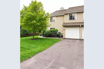 2225 Ranchview Lane N #1, Plymouth, MN 55447 - Photo 2