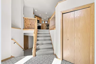 805 Daniel Drive, Belle Plaine, MN 56011 - Photo 4