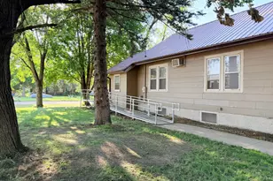 503 2nd Ave NE, Pipestone, MN 56164 - Photo 6