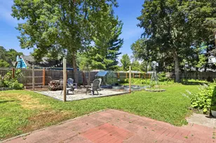 2258 W 105th St, Bloomington, MN 55431 - Photo 34