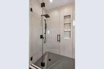 150 Broadway Avenue S #3C, Wayzata, MN 55391 - Photo 16