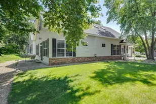 10562 Mississippi Cir N, Brooklyn Park, MN 55443 - Photo 4