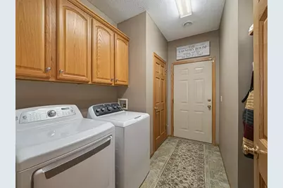 10562 Mississippi Circle N, Brooklyn Park, MN 55443 - Photo 18