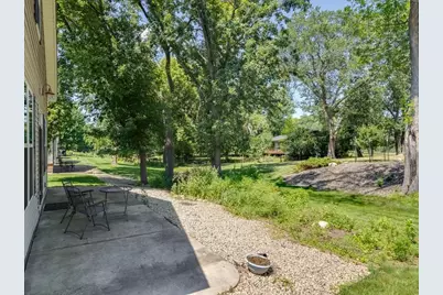 10562 Mississippi Circle N, Brooklyn Park, MN 55443 - Photo 6