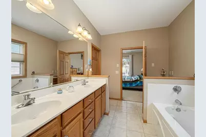 10562 Mississippi Circle N, Brooklyn Park, MN 55443 - Photo 20