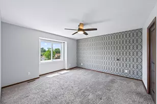 2299 Gall Ave, Maplewood, MN 55109 - Photo 14