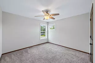 2299 Gall Ave, Maplewood, MN 55109 - Photo 22