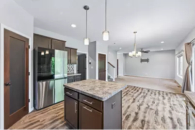 2299 Gall Avenue, Maplewood, MN 55109 - Photo 6