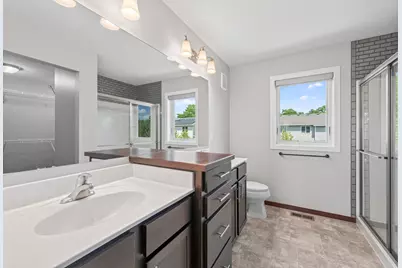 2299 Gall Avenue, Maplewood, MN 55109 - Photo 16