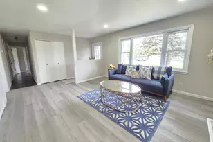5201 W 84th St, Bloomington, MN 55437 - Photo 6