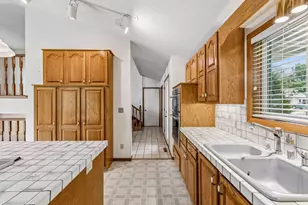 6398 47th St N, Oakdale, MN 55128 - Photo 22