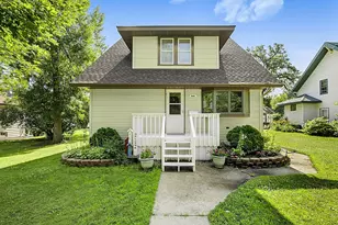 645 Main St S, Hutchinson, MN 55350 - Photo 2