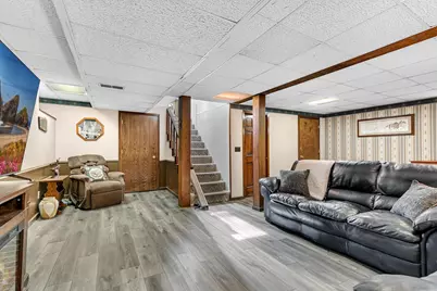645 Main Street S, Hutchinson, MN 55350 - Photo 18