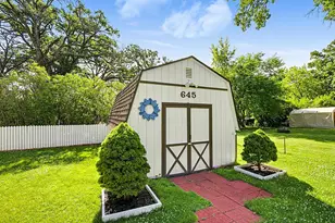 645 Main St S, Hutchinson, MN 55350 - Photo 6