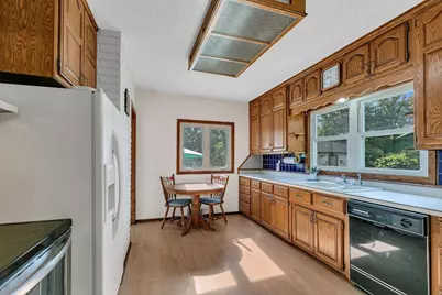 645 Main Street S, Hutchinson, MN 55350 - Photo 10
