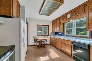 645 Main St S, Hutchinson, MN 55350 - Photo 10