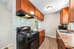 12611 Kipling Ave S, Savage, MN 55378 - Photo 6