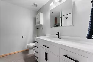 406 Wacouta St, Saint Paul, MN 55101 - Photo 14