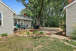 245 W Centre St, Royalton, MN 56373 - Photo 2