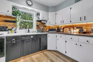 245 W Centre St, Royalton, MN 56373 - Photo 8