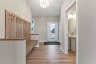 17994 Hidden Creek Trl, Lakeville, MN 55044 - Photo 4
