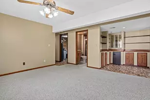 1314 Deercliff Ln, Eagan, MN 55123 - Photo 14