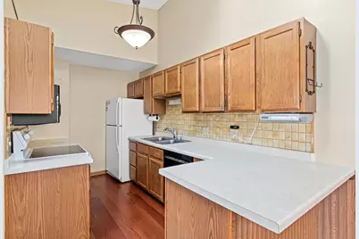 1314 Deercliff Lane, Eagan, MN 55123 - Photo 8