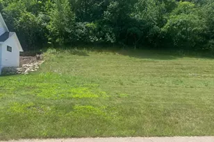 2567 Clubhouse Dr, Lake City, MN 55041 - Photo 1