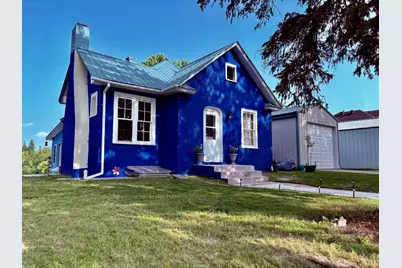 502 1st Avenue SE, Baudette, MN 56623 - Photo 1