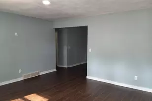 5637 Emerson Ave N, Brooklyn Center, MN 55430 - Photo 12