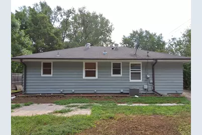 5637 Emerson Avenue N, Brooklyn Center, MN 55430 - Photo 8