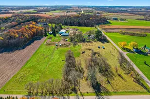 N6842 570th St, Beldenville, WI 54003 - Photo 30