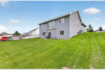 913 Moline Loop NW, Isanti, MN 55040 - Photo 20