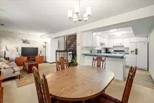 5530 E Bavarian Pass, Fridley, MN 55432 - Photo 6