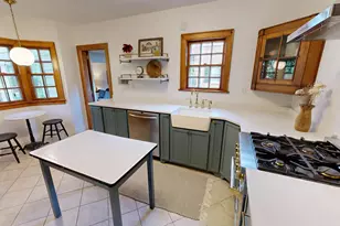 420 9th St SW, Willmar, MN 56201 - Photo 6