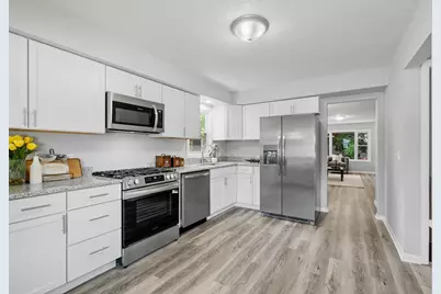 5132 Vincent Avenue N, Minneapolis, MN 55430 - Photo 10