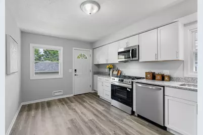 5132 Vincent Avenue N, Minneapolis, MN 55430 - Photo 8