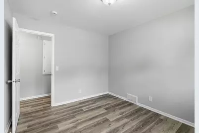 5132 Vincent Avenue N, Minneapolis, MN 55430 - Photo 22