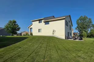1667 Hidden Trail, Mayer, MN 55360 - Photo 28
