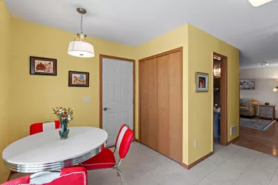 2754 Wagon Wheel Trail, Chaska, MN 55318 - Photo 18