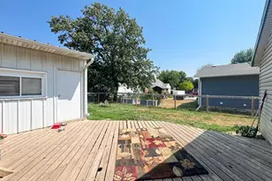 207 E Bishop St, Luverne, MN 56156 - Photo 12